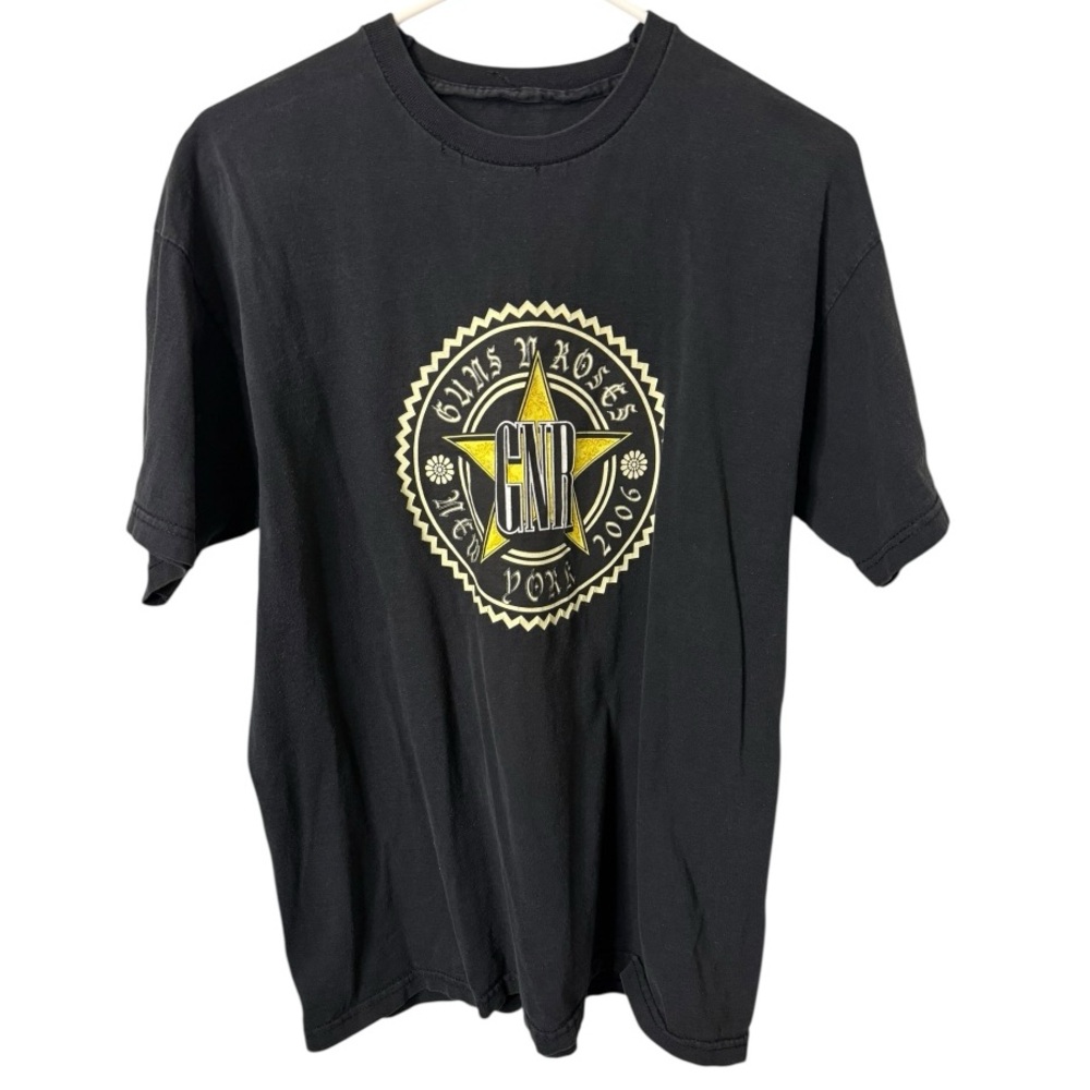 Vintage 2006 Guns N’ Roses World Tour Tee Full Dates Back Black Graphic Sz M